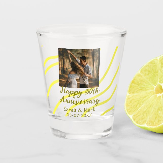 Vaso De Chupito Yellow golden photo 30th wedding anniversary name  (Anverso)