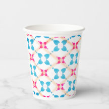 Vaso de papel con estampado azul y rosa
