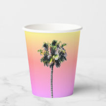 Vaso de papel con ombre de palmera tropical rosa a