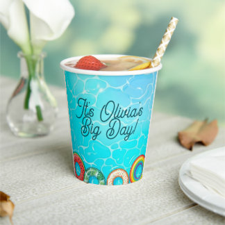 Vaso de papel para fiesta infantil en la piscina