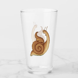 Vaso de vidrio de caracol gritando medieval