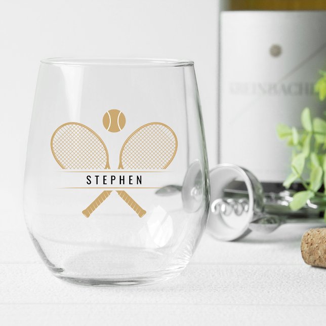 Vaso De Vino Chaquetas de tenis antiguas, bolas de tenis y nomb (Subido por el creador)