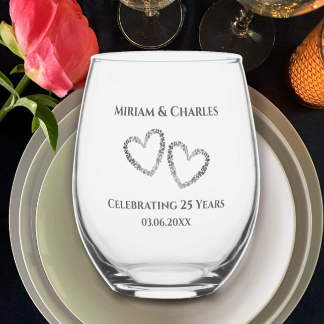 Vaso De Vino Elegante Corazón Moderno Personalizado 25 Aniversa (Add couple’s names and 25th anniversary date for elegant simple keepsake glass 25th anniversary gift)