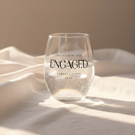 Vaso De Vino Minimal "The Year We Got Engaged" Custom Names