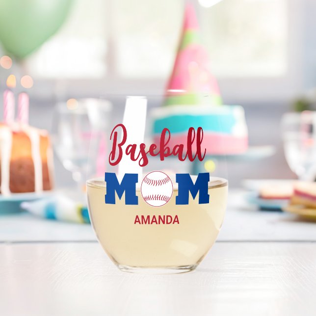 Vaso De Vino Nombre personalizado de mamá de béisbol (Insitu (Cumpleaños))