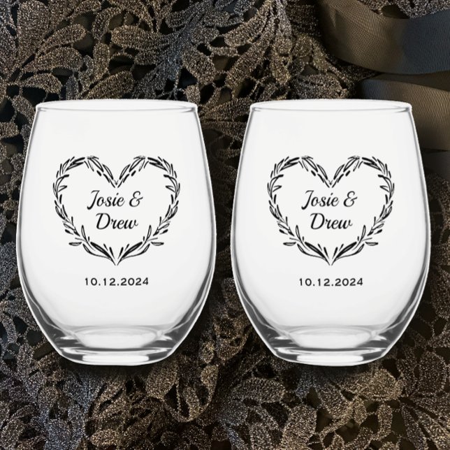 Vaso De Vino Nombre y fecha de la pareja Boda personalizada (Add couple’s names and celebration date for unique personalized romantic heart stemless wine glasses)