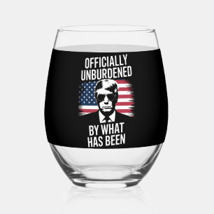 Vaso De Vino Oficialmente Aliviado De Lo Que Ha Sido Trump