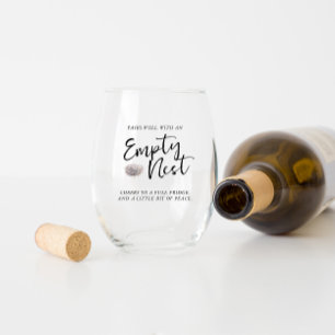 Vaso De Vino Par Bien Con Un Nido Vacío