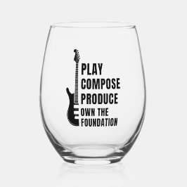 VASO DE VINO PLAY, COMPOSE, PRODUCE FROM THE LOW END
