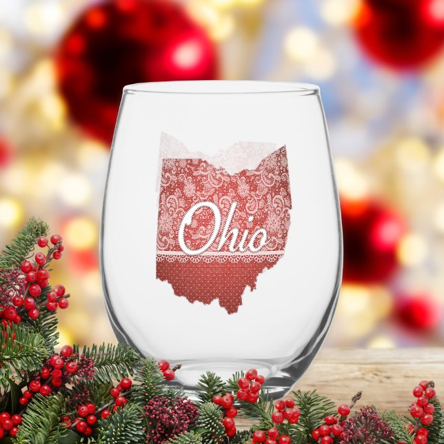 Vaso De Vino Regalo de recuerdo de Ohio (A feminine Ohio map adorned in faux lace and polka dots is a cute gift for her in any season.)