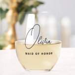 Vaso De Vino Una simple y moderna empleada de honor personaliza<br><div class="desc">¿Buscas una moda, un regalo a la moda y simple para tu empleada doméstica de honor y dama de honor? ¡Estos vasos de vino sin talle de guión moderno son un regalo práctico que pueden usar incluso después de tu día de boda! Se puede cambiar todo el texto, incluidos los...</div>