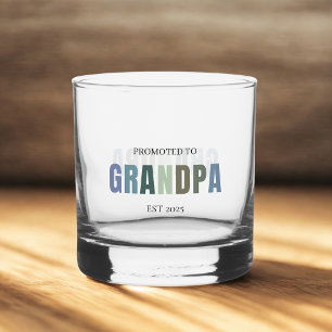 Vaso De Whiskey Ascendido al abuelo EST 2025   Personalizado