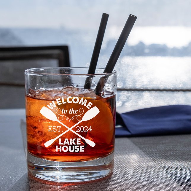 Vaso De Whiskey Bienvenidos al Lake House (Subido por el creador)
