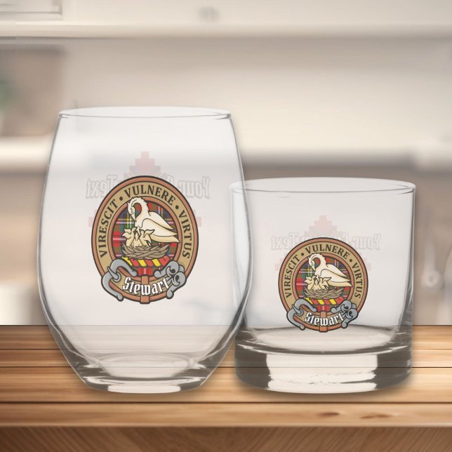 Vaso De Whiskey Clan Stewart Escudo sobre Royal Tartán (Subido por el creador)