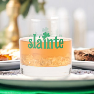 Vaso De Whiskey Día de San Patricio Slainte Salud