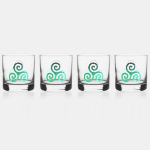 Vaso De Whiskey Juego de símbolos celtas de la época de Emerald Tr