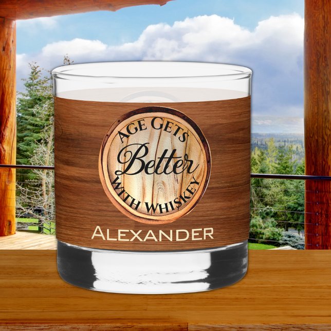 Vaso De Whiskey La Edad Personalizada Mejora Con El Cumpleaños De  (Subido por el creador)