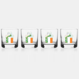 Vaso De Whiskey Llenando la bandera de Irlanda