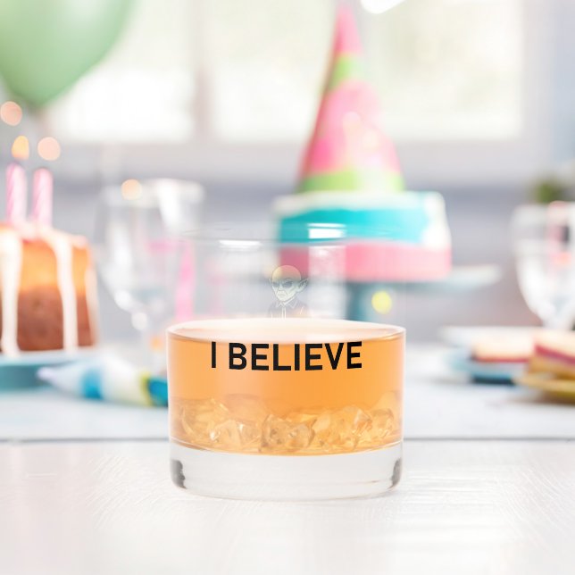 Vaso De Whiskey Lo Que Vieron - Creo Que Encuentro Extranjero (Insitu (Cumpleaños))