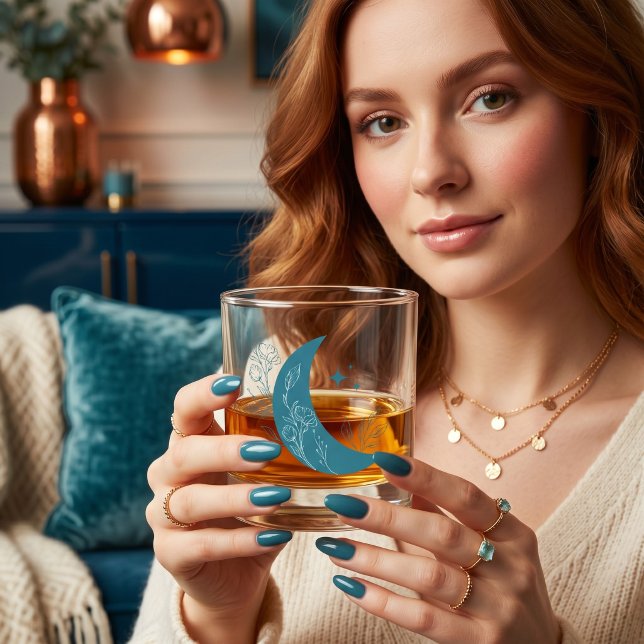 Vaso De Whiskey Luna (Subido por el creador)