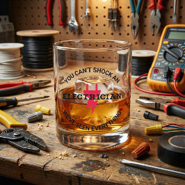 Vaso De Whiskey No se puede conmocionar a un electricista