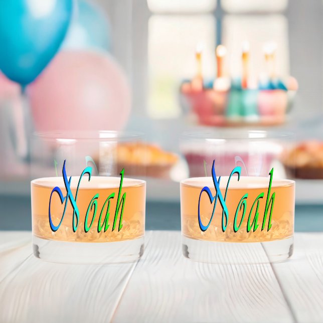 Vaso De Whiskey Nombre de Noé verde y azul,  (Insitu (Baby Shower))