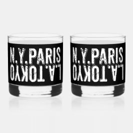 Vaso De Whiskey NY París Tokio LA en Fuente Destrozada