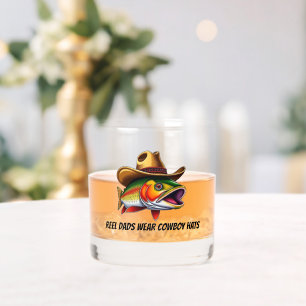 Vaso De Whiskey Padres con peces divertidos que usan un Gorra de v