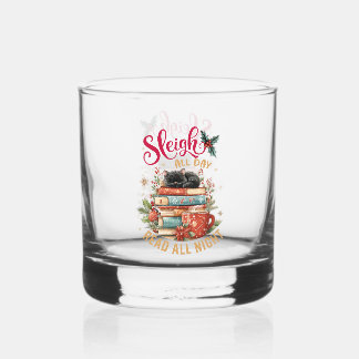 Vaso De Whiskey Pasar el día en el trineo y leer toda la noche