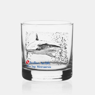 Vaso De Whiskey Silueta de arrecife de tiburón