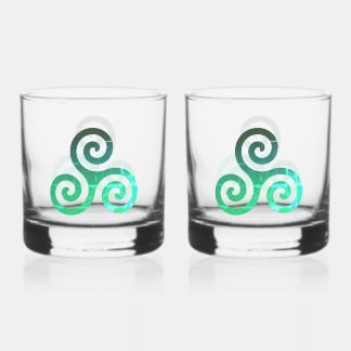 Vaso De Whiskey Símbolo celta de la época de Emerald Triskele