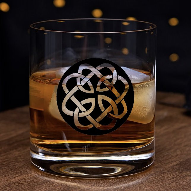 Vaso De Whiskey Símbolo de círculo de nudo celta blanco y negro (Subido por el creador)