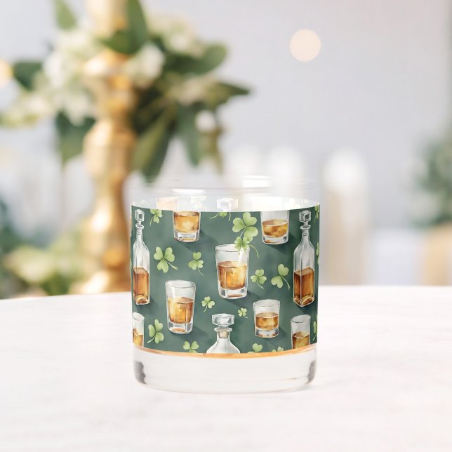 Vaso De Whiskey St. Patrick's Day Whiskey and Shamrocks Pattern (Insitu (Boda))