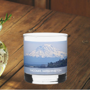 Vaso De Whiskey Tacoma, Washington y el Monte Rainier
