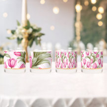 Tulipanes rosados y estampado floral de cuadros de