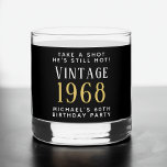 Vaso De Whiskey Vintage 60th Birthday Party Black<br><div class="desc">Esta divertida y única copa de whisky "Toma un tiro,  sigue caliente" le dará un toque divertido a su fiesta de cumpleaños número 60. Personaliza "Toma un tiro que aún está caliente" y "Vintage" si lo deseas,  el año en que nació y su nombre.</div>