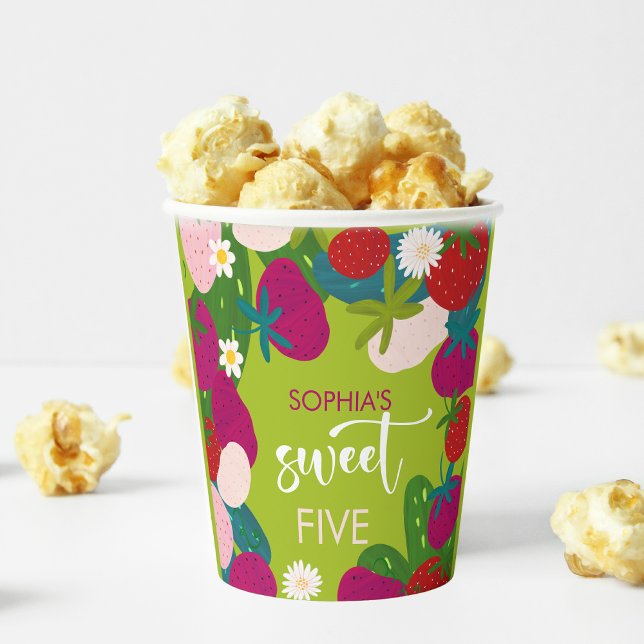 Vasos De Papel Aniversario de la fresa dulce (Subido por el creador)