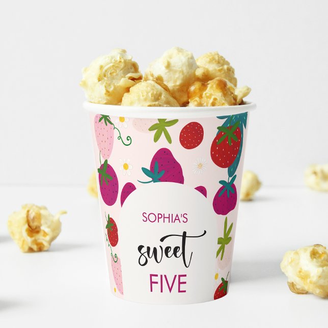 Vasos De Papel Aniversario de la fresa dulce (Subido por el creador)