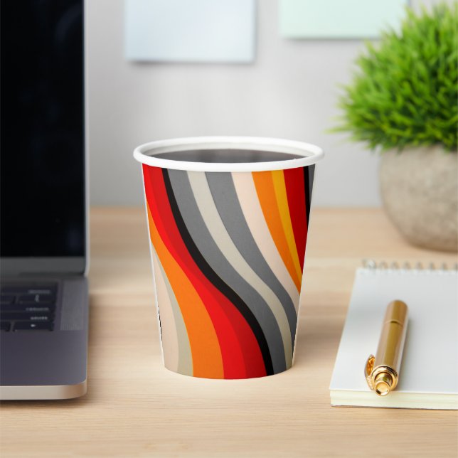 Vasos De Papel Artsy Striped (in situ)