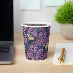 Vasos De Papel Aves en un jardín lila violeta