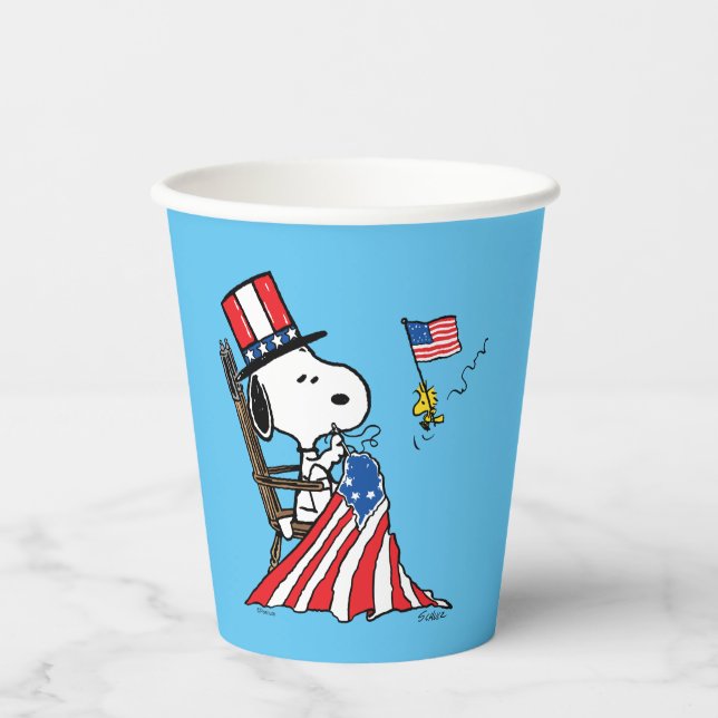 Vasos De Papel Bandera de Snoopy Sgire el 4 de julio (Anverso)