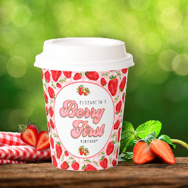 Vasos De Papel Berry primero, Chica del patrón de fresa roja rusa