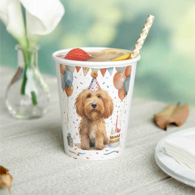 Vasos De Papel Birthday Goldendoodle Dog (in situ)