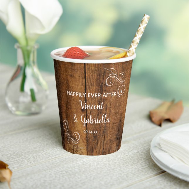 Vasos De Papel Boda Rústica de Madera de Granero Marrón (in situ)
