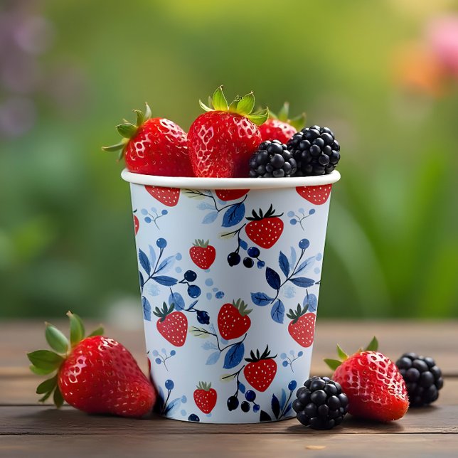 Vasos De Papel Bolsa de papel Baby Shower dulce de Berry (This berry sweet design is bursting with charm, perfect for a spring and summer baby shower vibe!)