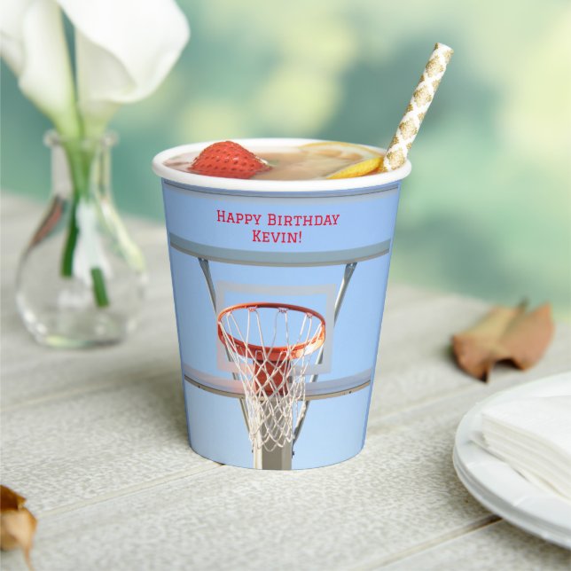Vasos De Papel Boys Blue Sky Birthday Party Basketball Hoop (in situ)