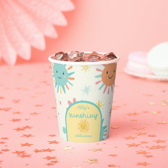 Vasos De Papel Brillante Día Sunshiny Foto Cumpleaños (in situ)