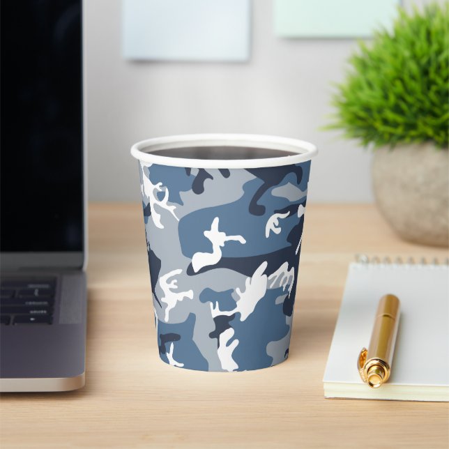 Vasos De Papel Camuflaje azul de nieve en invierno, ejército (in situ)