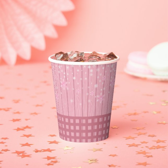 Vasos De Papel Chocolate Caliente De Madera Rosa Con Crema Batida (in situ)