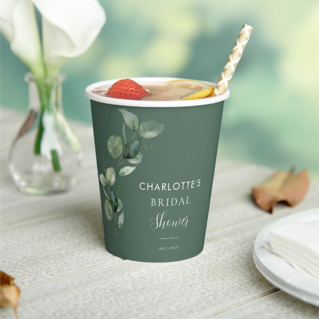 Vasos De Papel Chorro nupcial con follaje de eucalipto (in situ)